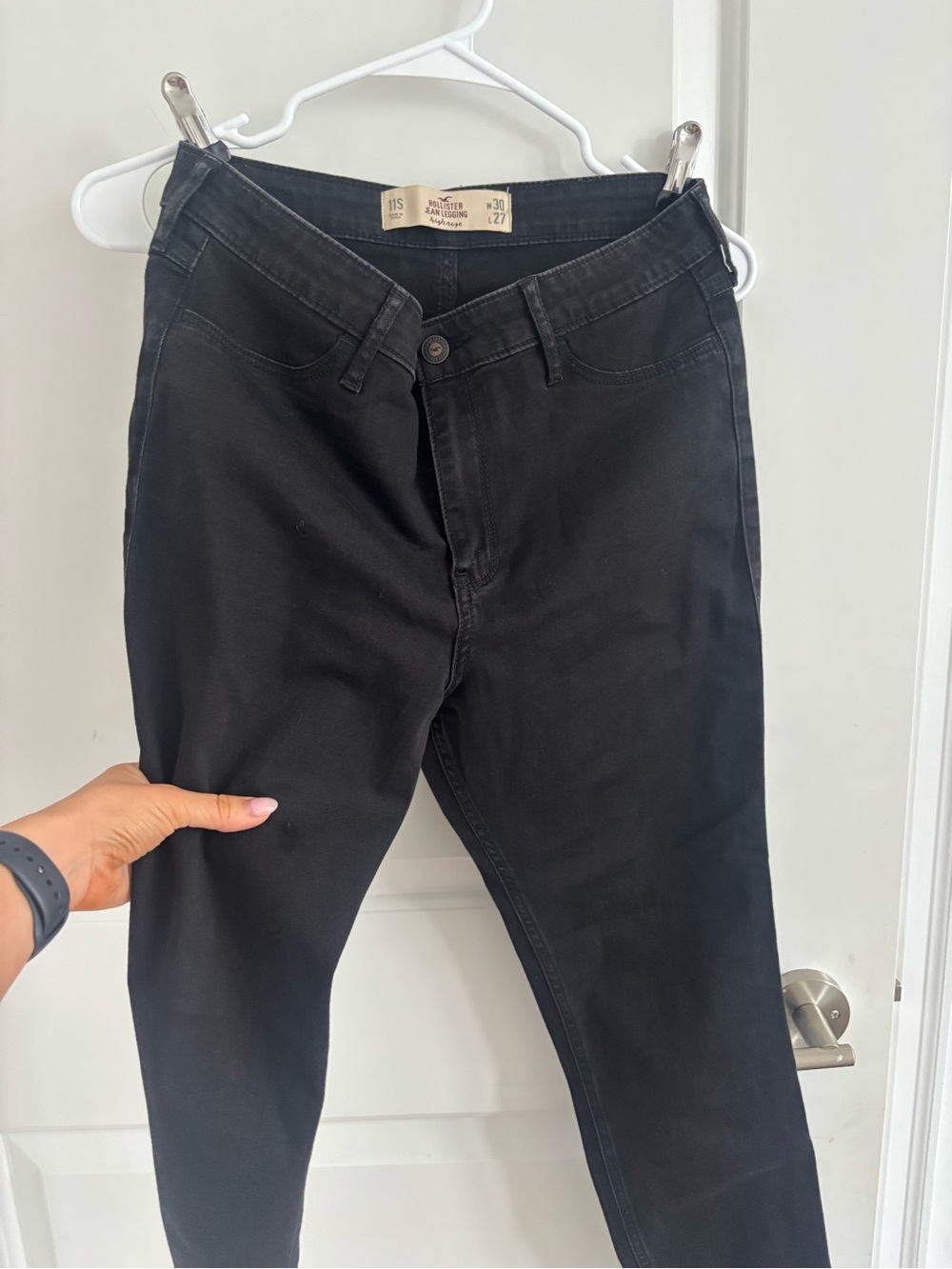 Hollister Black Women's Skinny Jeans - High Rise